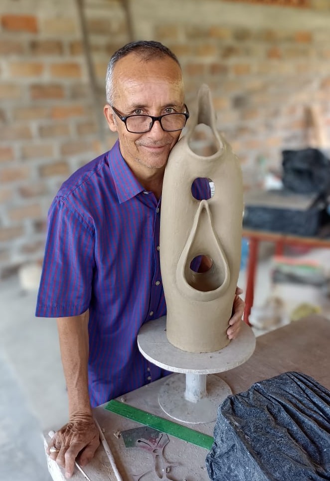 Joaquín López Gutiérrez – Psicólogo clínico y artista ceramista